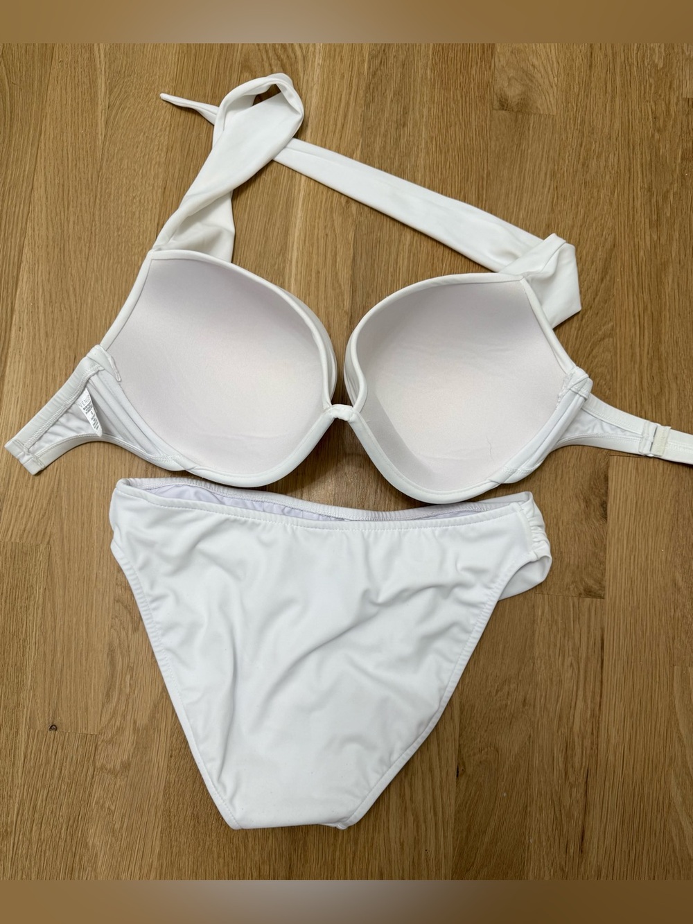 Venus Bali Bikini in Pearl White - Picture 5 of 6